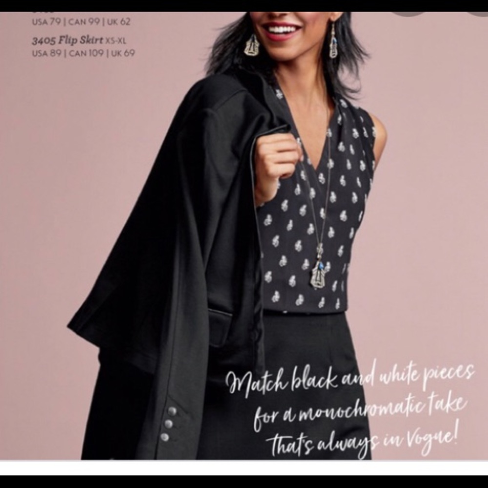 CAbi Navy Memento Blouse - Picture 2 of 13